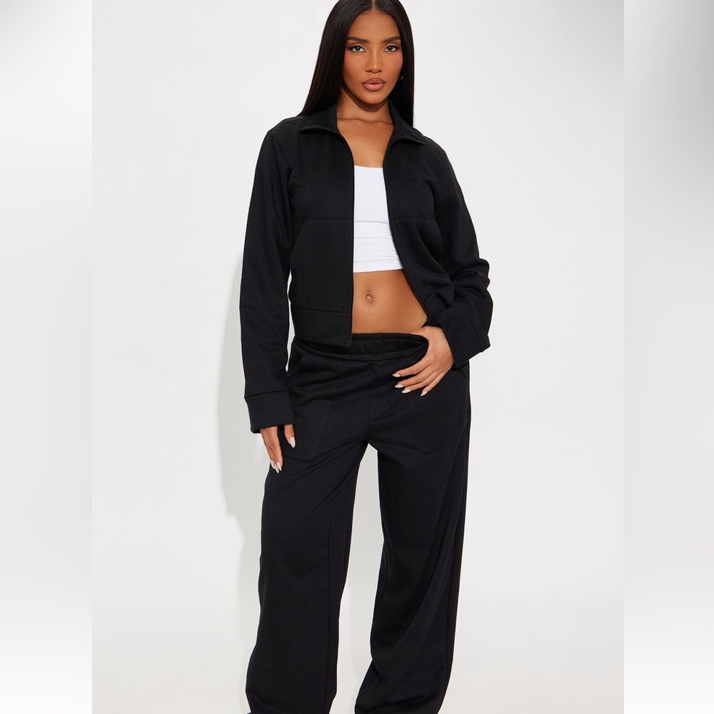 New Fashion Nova Outfit Women's Black Wide Leg Fleece Pant And Jacket Large